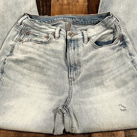 TRADE - Picture 5 of 16